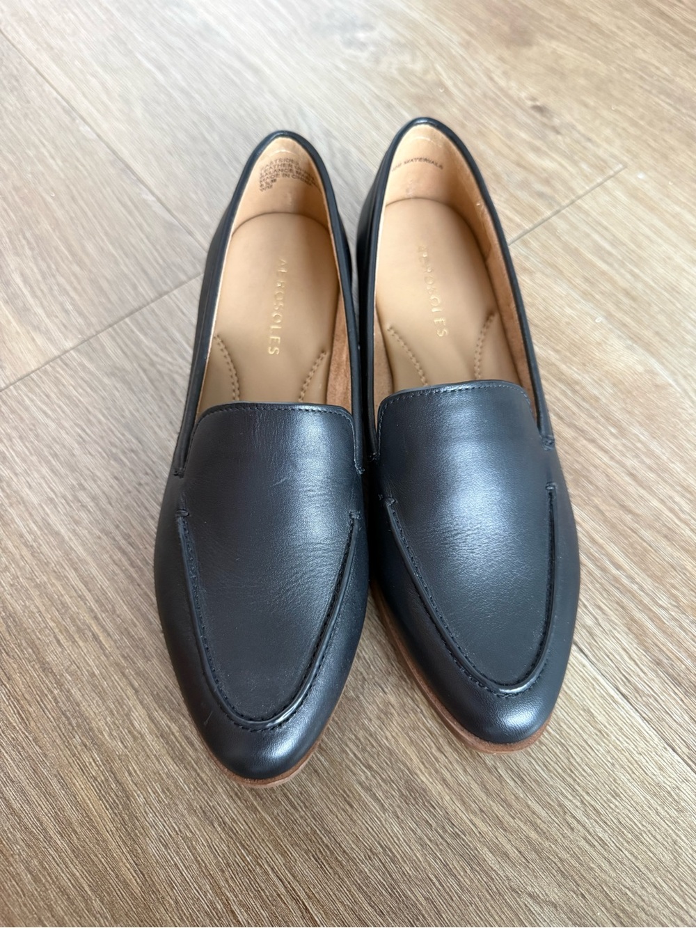 Aerosoles Black Leather Loafers – NWOT – Women’s 6.5M